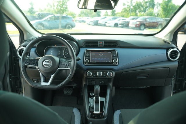Used 2025 Nissan Versa SV FWD image 24
