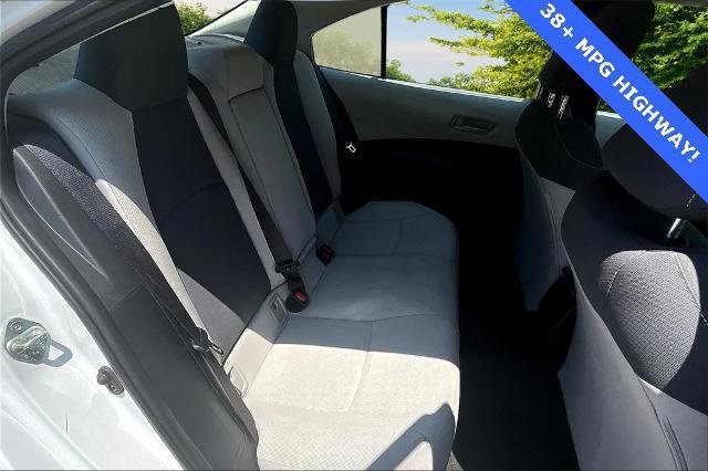 Used 2022 Toyota Corolla LE image 27