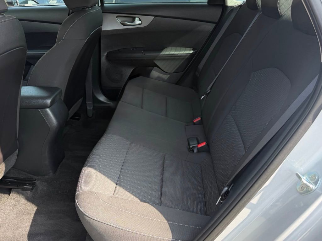 Used 2020 Kia Forte LXS image 29