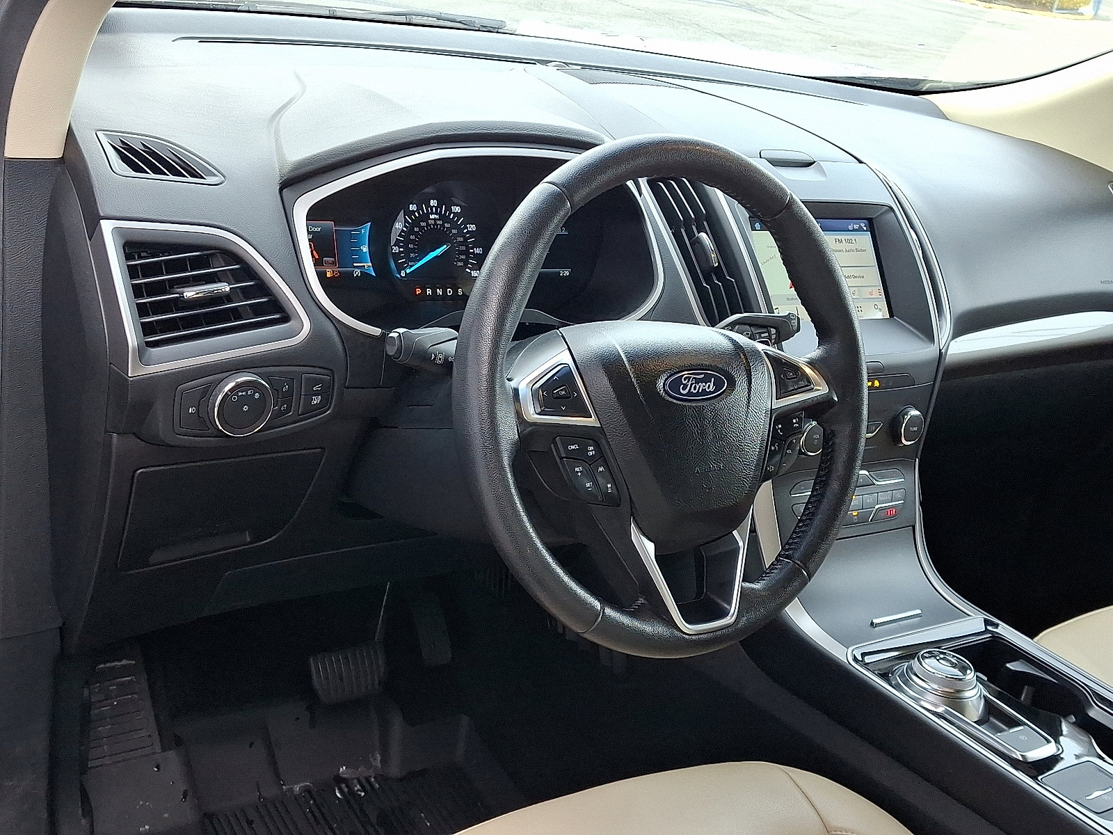 Certified 2019 Ford Edge SEL w/ Equipment Group 201A image 17