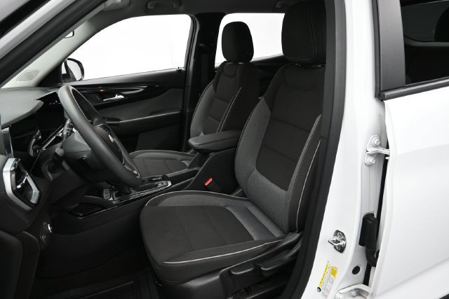 Used 2024 Chevrolet TrailBlazer LT FWD image 10