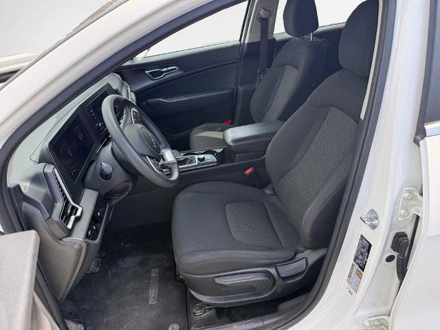 Used 2024 Kia Sportage LX AWD/4WD image 12