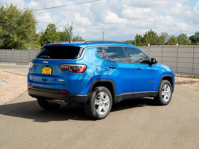 Used 2022 Jeep Compass Latitude image 6