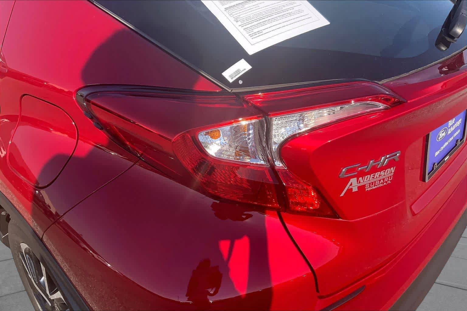 Used 2022 Toyota C-HR XLE FWD image 28