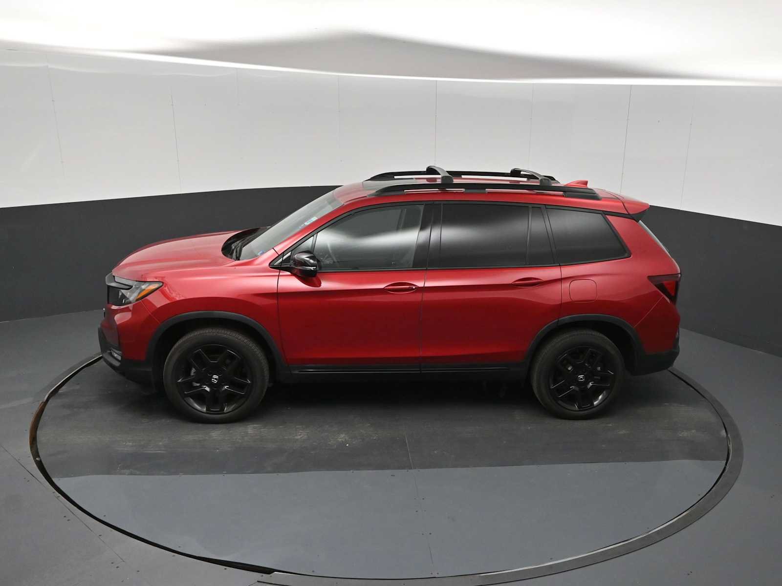 Used 2024 Honda Passport Black Edition image 13