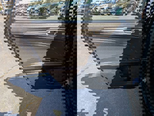 Certified 2020 Ford Fusion SE image 25