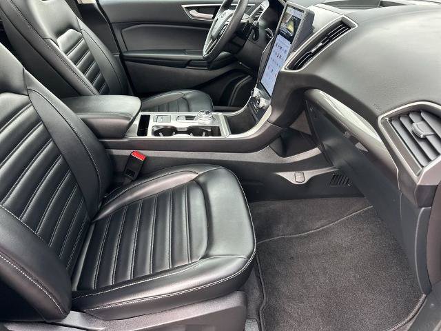 Certified 2024 Ford Edge SEL w/ Convenience Package AWD/4WD image 15