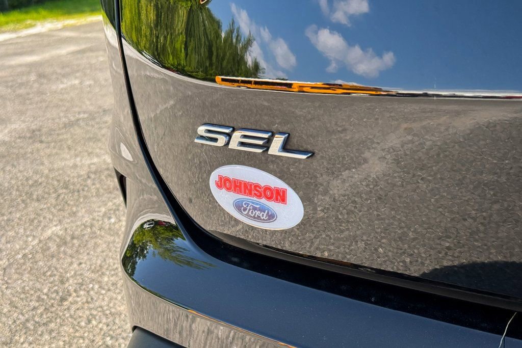Certified 2022 Ford Edge SEL w/ Sport Appearance Package AWD/4WD image 33