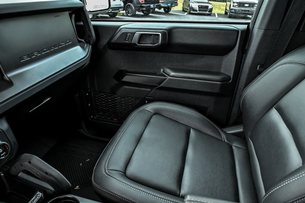 Certified 2025 Ford Bronco Badlands AWD/4WD image 26