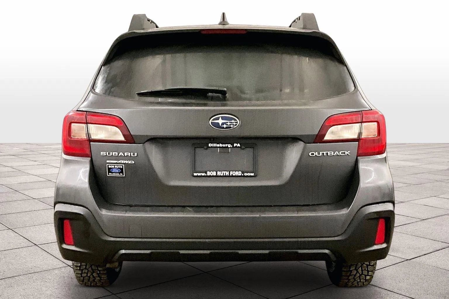 Used 2019 Subaru Outback 2.5i Premium image 4