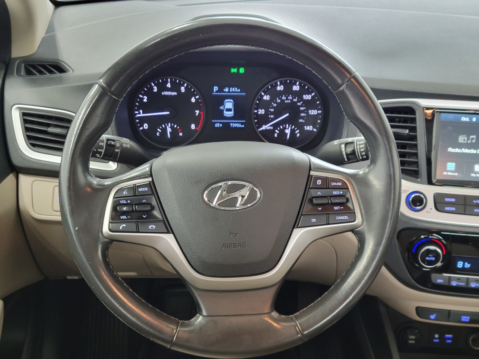 Used 2022 Hyundai Accent Limited FWD image 28