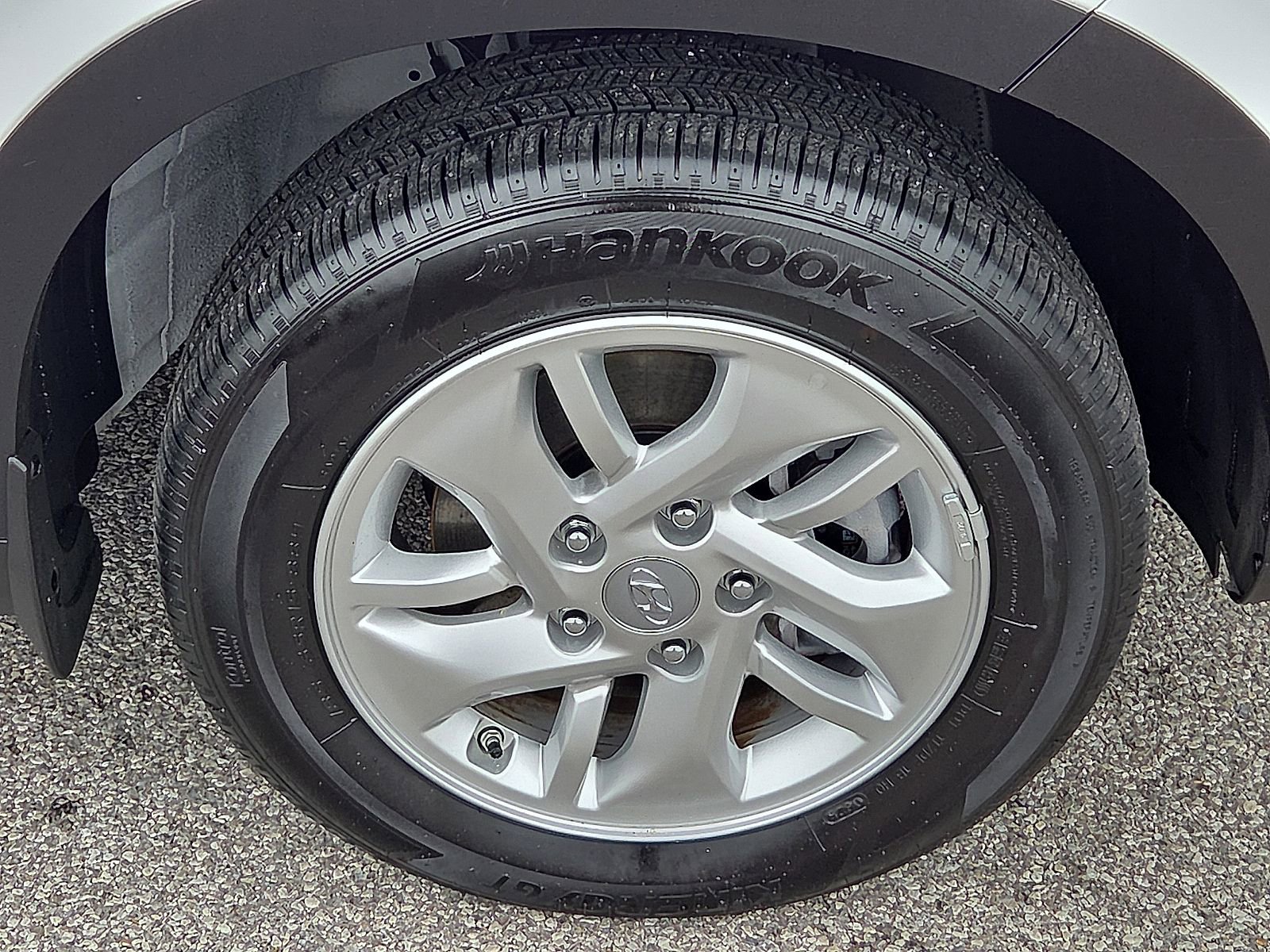 Used 2025 Hyundai Venue SE image 7