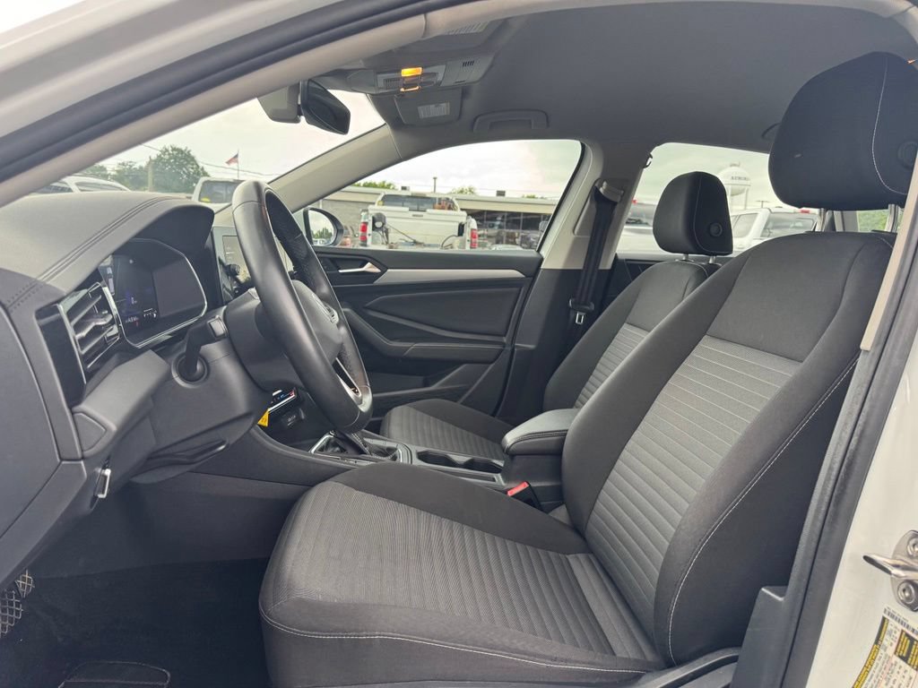 Used 2025 Volkswagen Jetta S FWD image 5