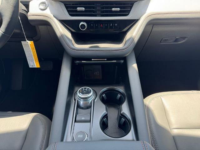 Certified 2025 Ford Explorer Active w/ Active Comfort Package RWD image 11