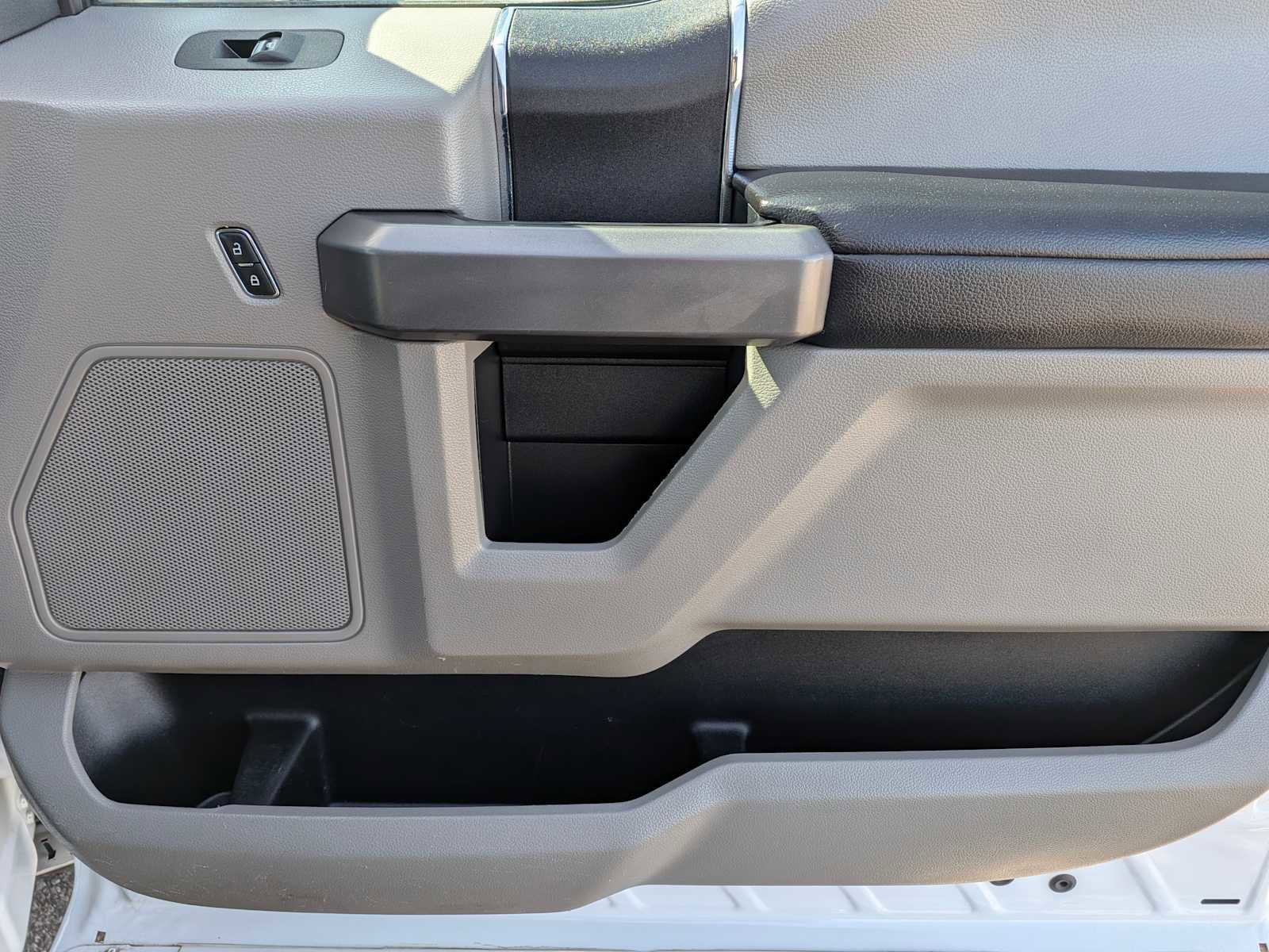 Certified 2020 Ford F350 XLT w/ XLT Value Package image 21