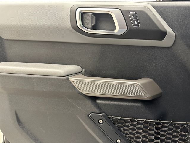 Certified 2022 Ford Bronco Black Diamond image 38