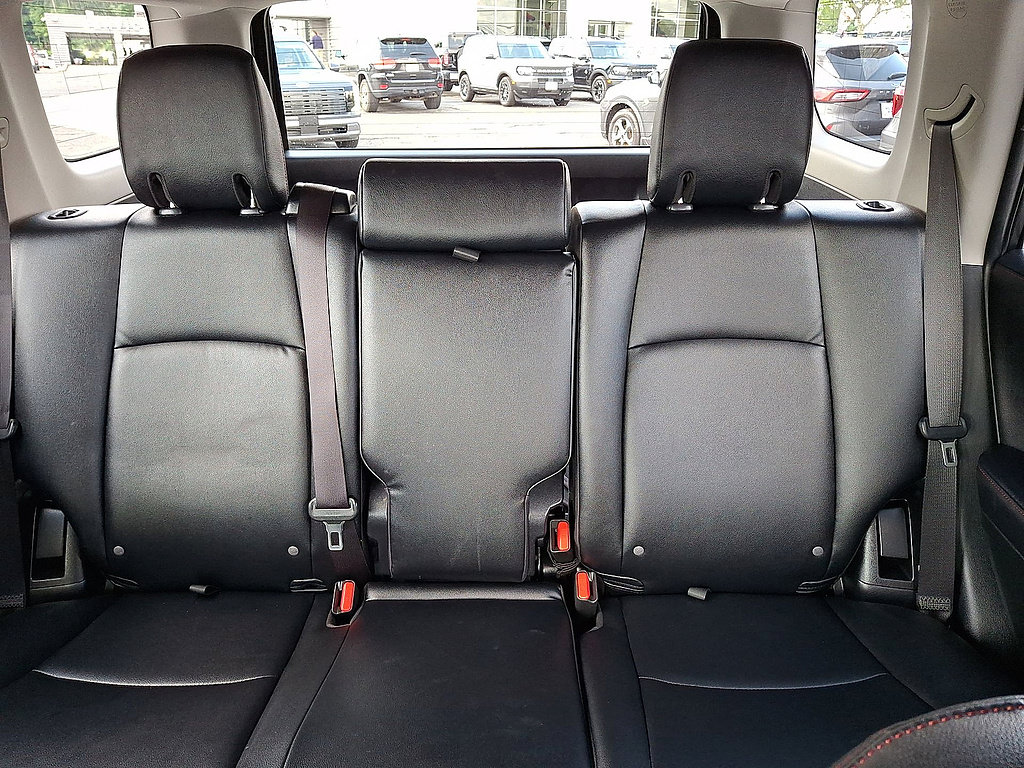 Used 2023 Toyota 4Runner TRD Off-Road Premium w/ Off Road Premium Plus Package AWD/4WD image 13
