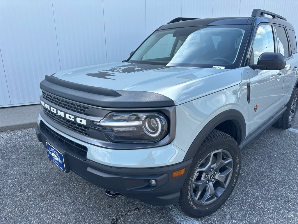 Certified 2023 Ford Bronco Sport Badlands w/ Premium Package AWD/4WD image 2