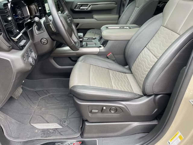 Used 2022 Chevrolet Silverado 1500 ZR2 w/ Technology Package AWD/4WD image 7
