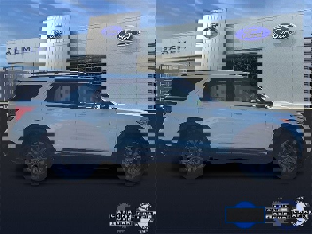 Certified 2023 Ford Explorer XLT w/ Equipment Group 202A image 2