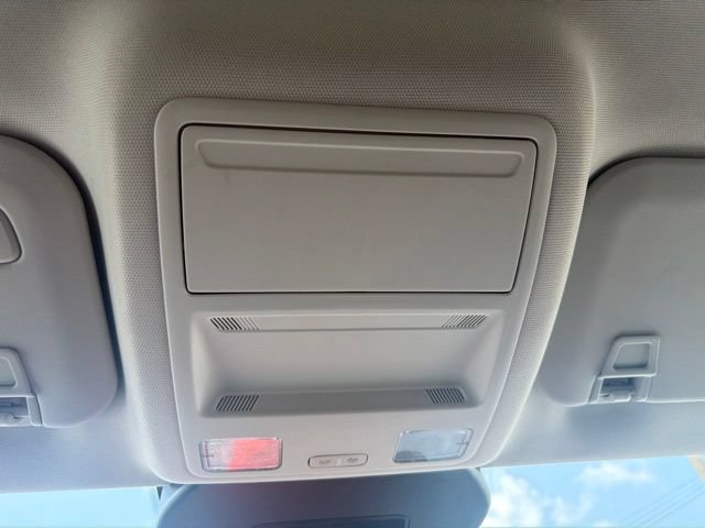 Certified 2025 Ford Escape Platinum AWD/4WD image 28