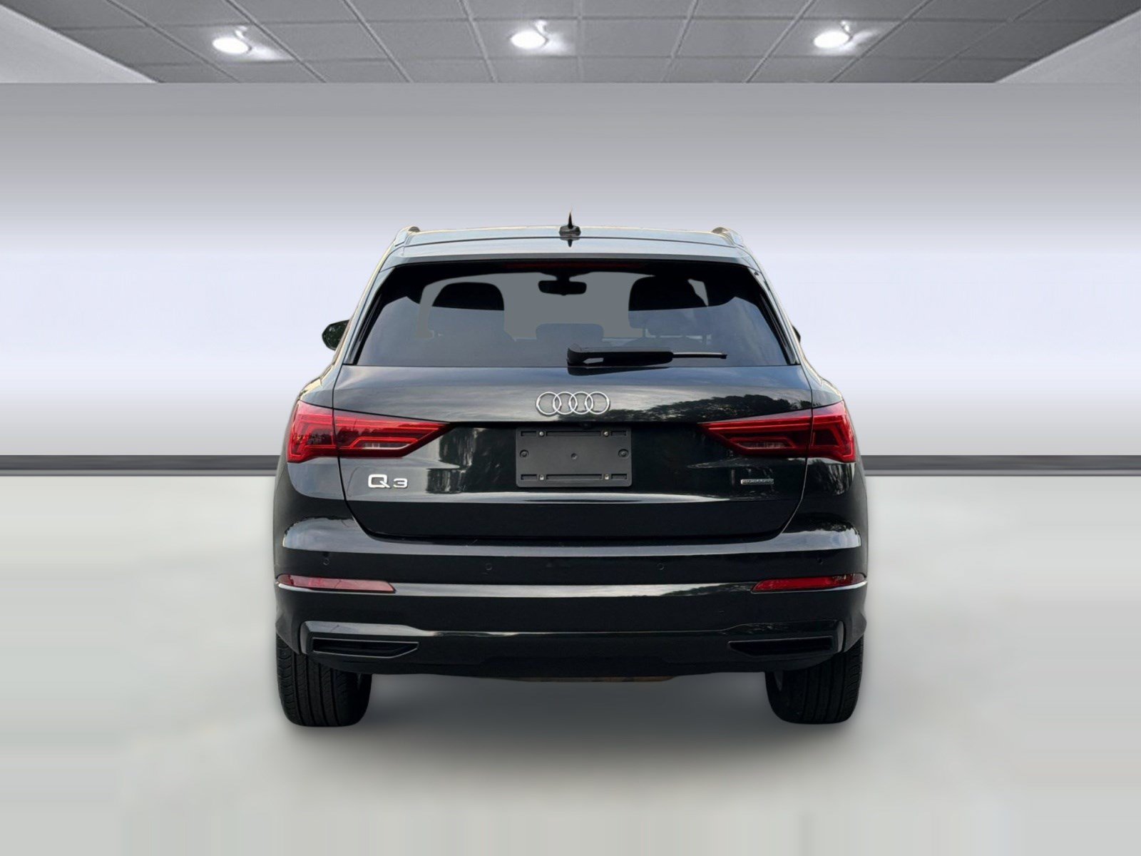 Used 2020 Audi Q3 2.0T Premium w/ Convenience Package AWD/4WD image 10
