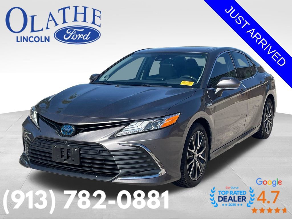 Used 2021 Toyota Camry XLE w/ Navigation Upgrade Package
