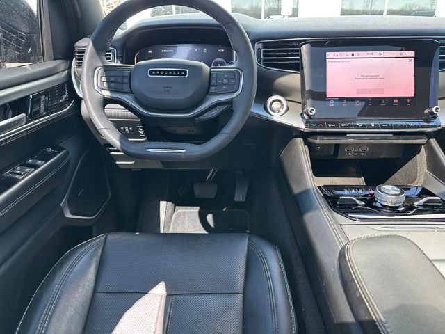 Used 2023 Jeep Wagoneer Series II w/ Convenience Group I AWD/4WD image 16
