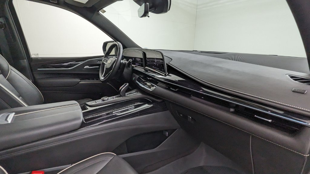 Used 2024 Cadillac Escalade ESV Sport w/ Touring Package AWD/4WD image 46