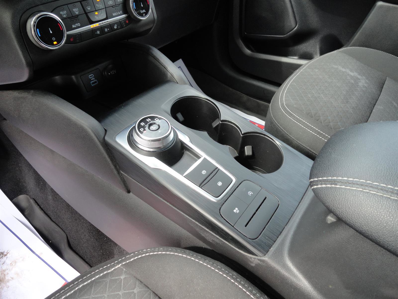 Certified 2023 Ford Escape Active AWD/4WD image 18