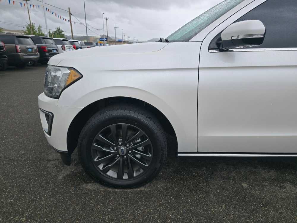 Certified 2019 Ford Expedition Limited w/ Equipment Group 301A AWD/4WD image 19