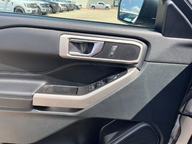 Certified 2024 Ford Explorer XLT image 17