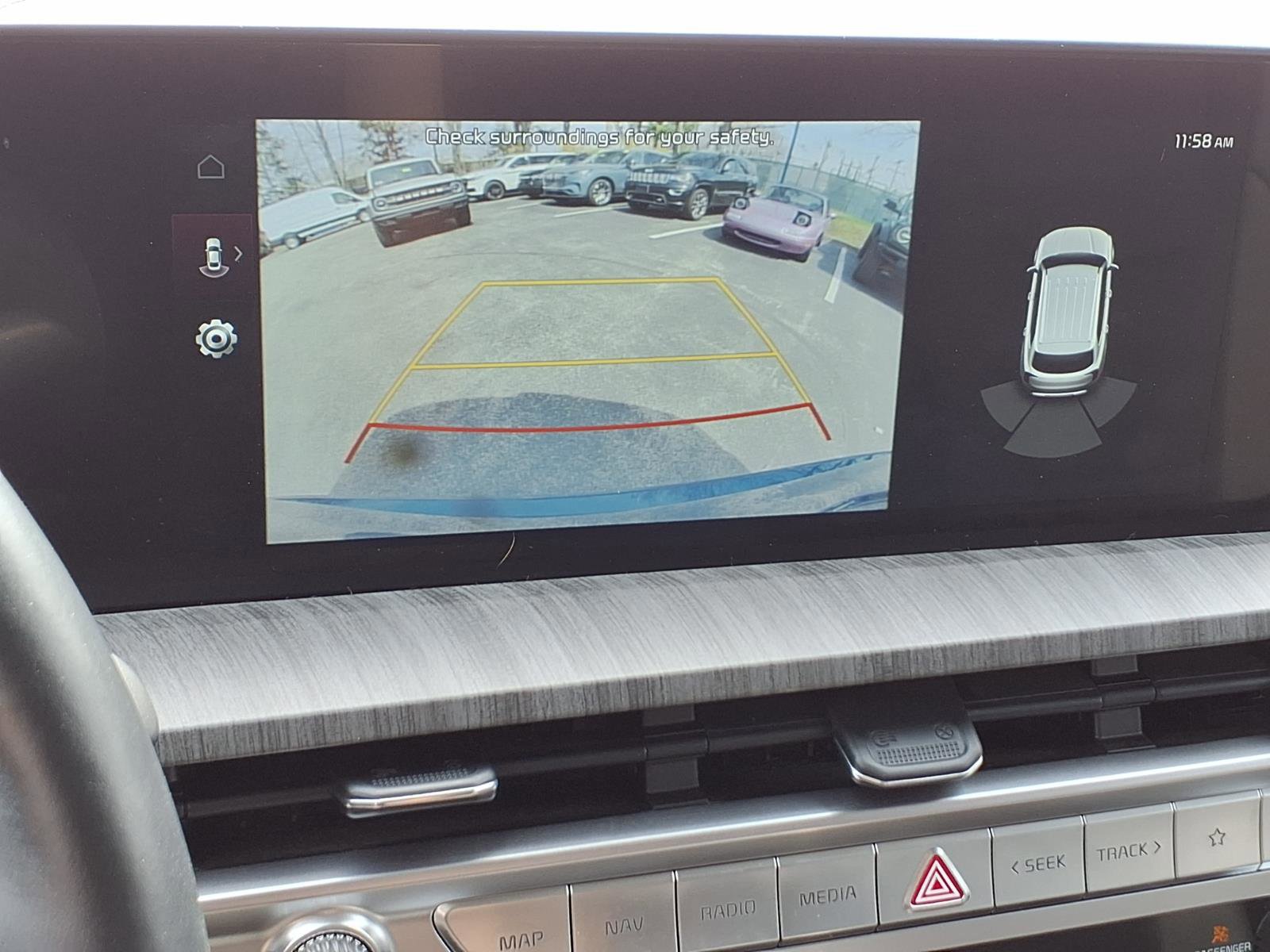 Used 2024 Kia Telluride EX image 28