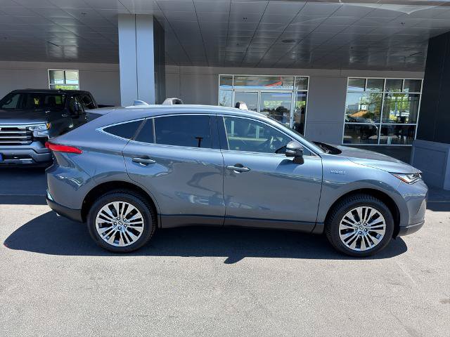 Used 2021 Toyota Venza XLE w/ Softex Package AWD/4WD image 7