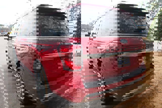 Certified 2022 Ford Expedition Max Platinum image 5