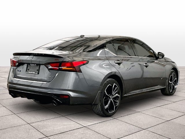 Used 2023 Nissan Altima 2.5 SR w/ SR Premium Package AWD/4WD image 11