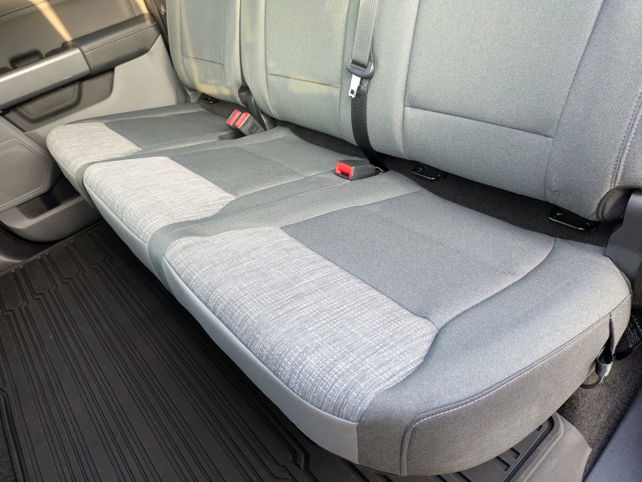 Certified 2022 Ford F150 XLT w/ Equipment Group 302A High image 31