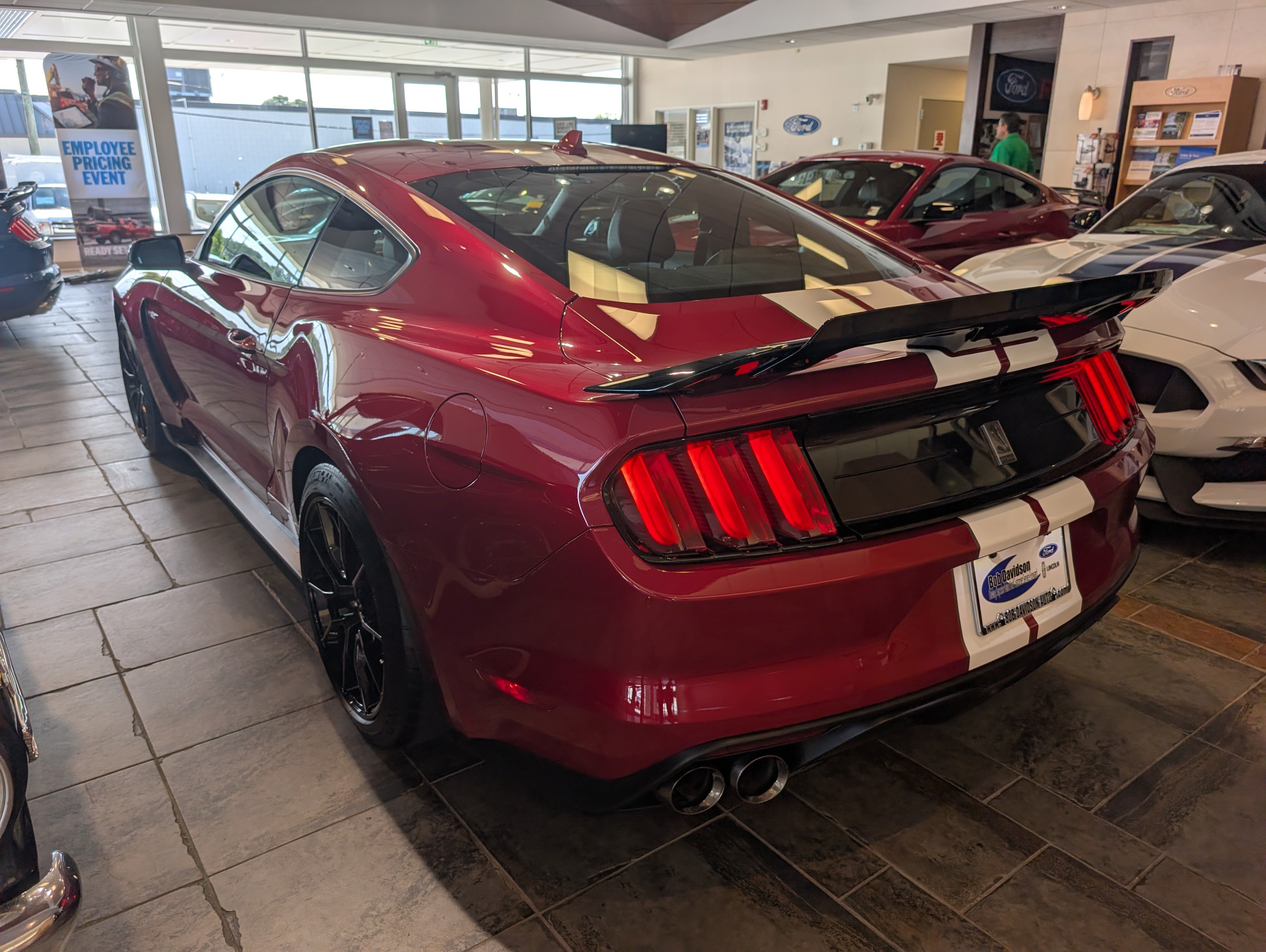 Certified 2020 Ford Mustang Shelby GT350 w/ Technology Package RWD image 3