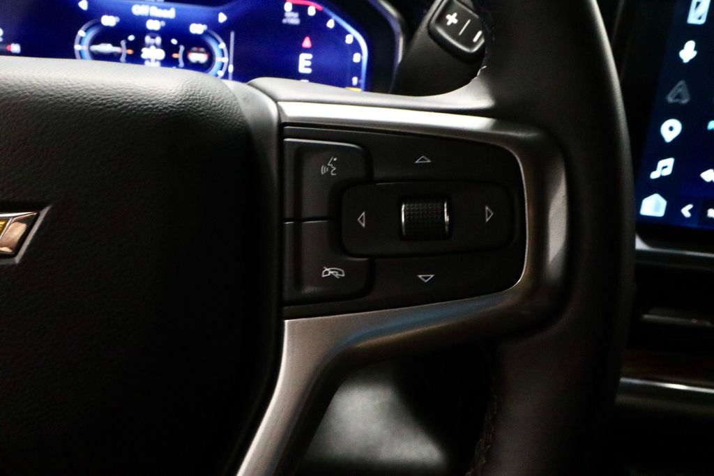 Used 2025 Chevrolet Silverado 3500 LT AWD/4WD image 30