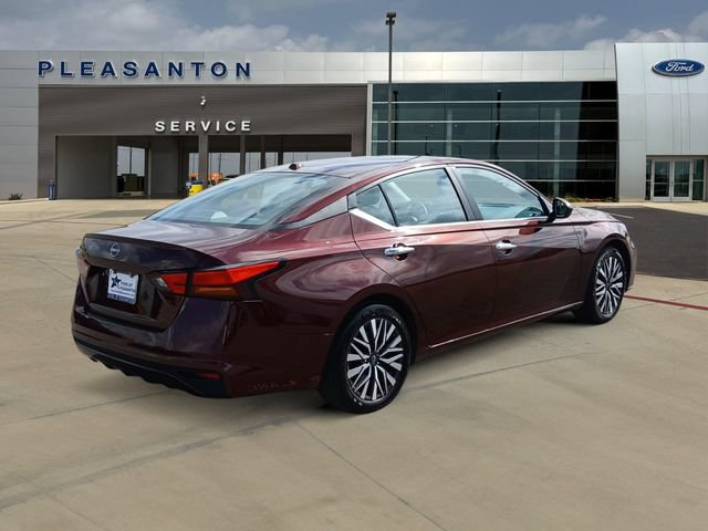 Used 2025 Nissan Altima 2.5 SV FWD image 5