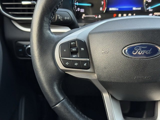 Certified 2022 Ford Explorer XLT w/ Equipment Group 202A image 32