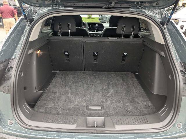 Used 2026 Chevrolet Trax LS FWD image 13