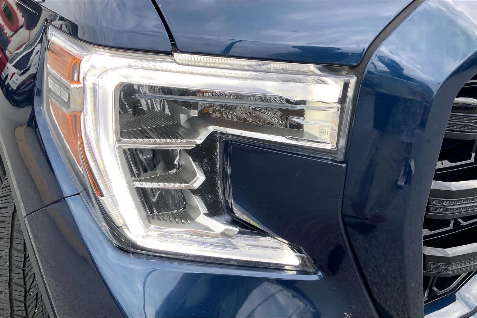 Used 2021 GMC Sierra 1500 Elevation AWD/4WD image 25