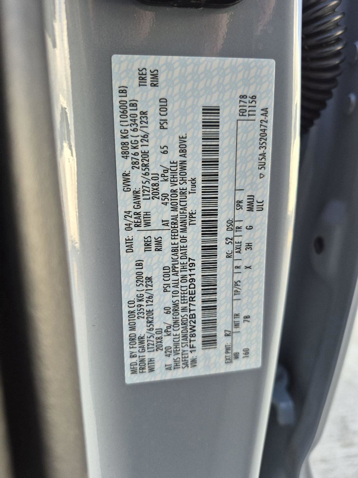 Certified 2024 Ford F250 Platinum w/ FX4 Off-Road Package image 5