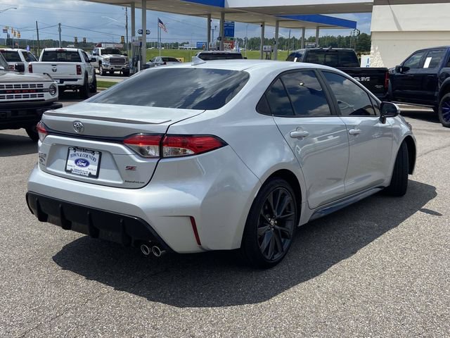 Used 2024 Toyota Corolla SE FWD image 3