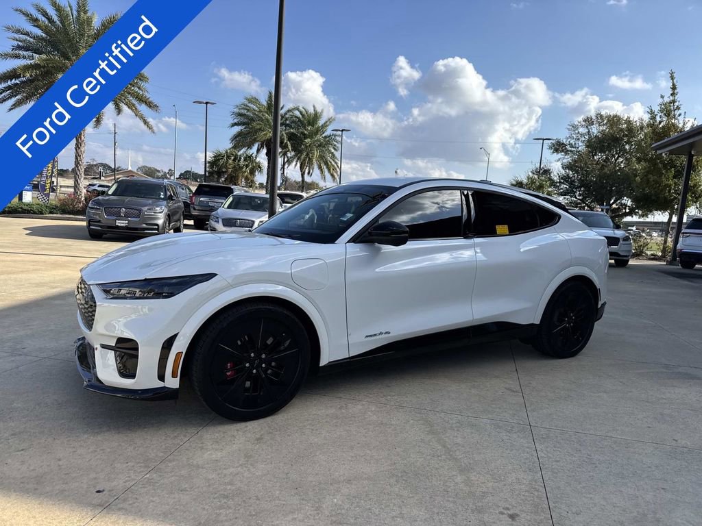 Certified 2025 Ford Mustang Mach-E GT image 4
