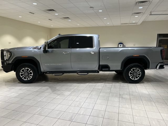 Used 2024 GMC Sierra 3500 SLT w/ SLT Convenience Package AWD/4WD image 2