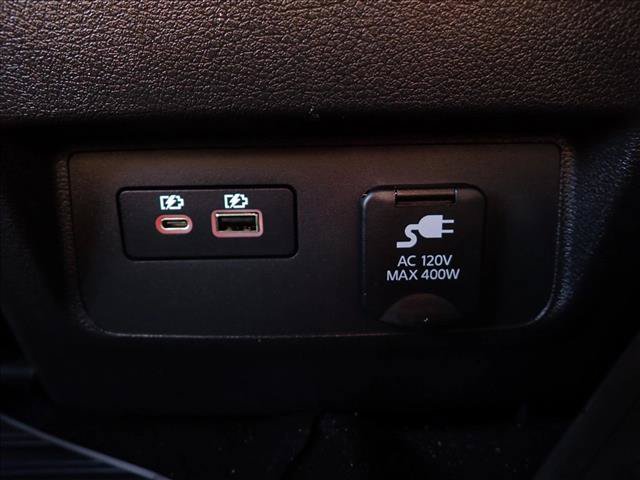 Used 2025 Nissan Frontier PRO-4X w/ Pro Premium Package AWD/4WD image 10