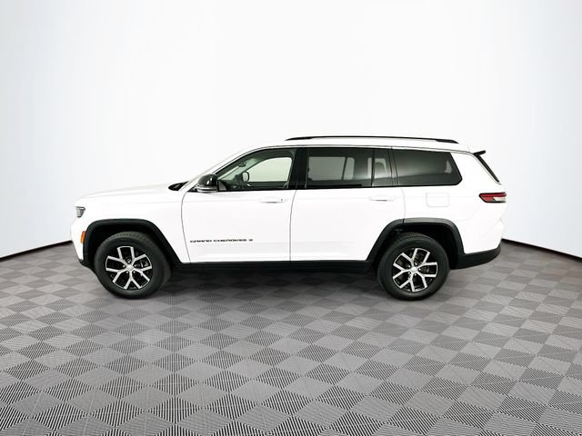 Used 2023 Jeep Grand Cherokee L Limited AWD/4WD image 7