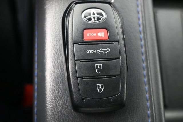 Used 2024 Toyota Tundra Platinum AWD/4WD image 15